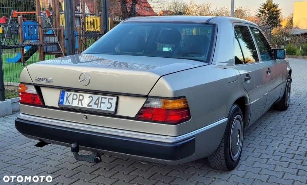 Mercedes-Benz W124 (1984-1993) - 6