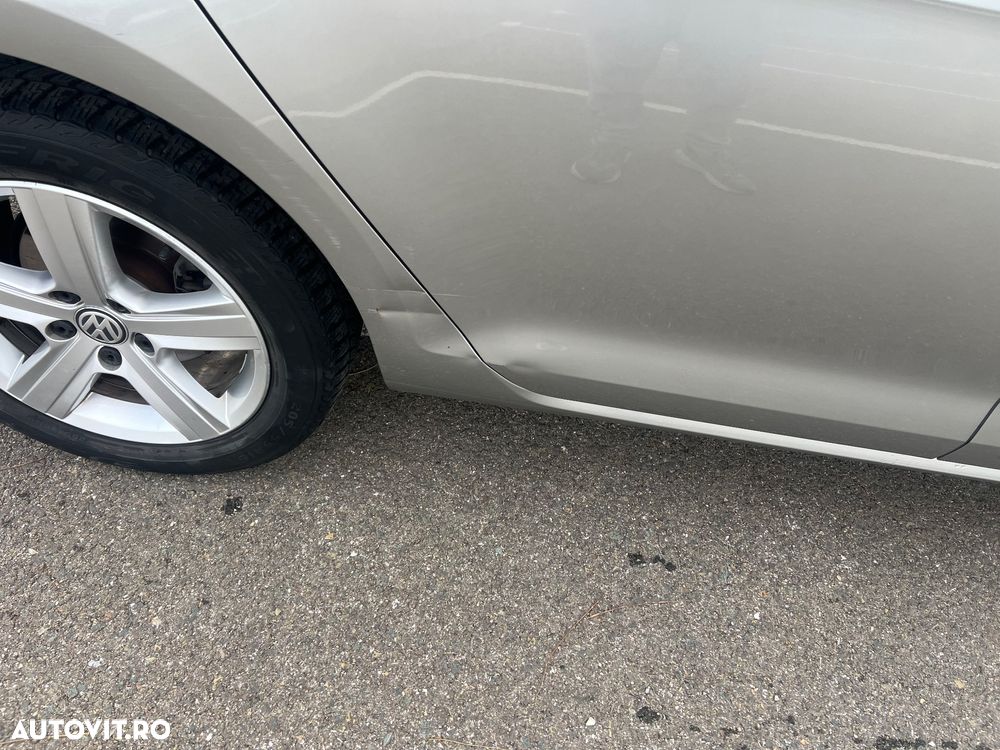 Volkswagen Golf 2.0 BlueTDI DSG Comfortline - 5