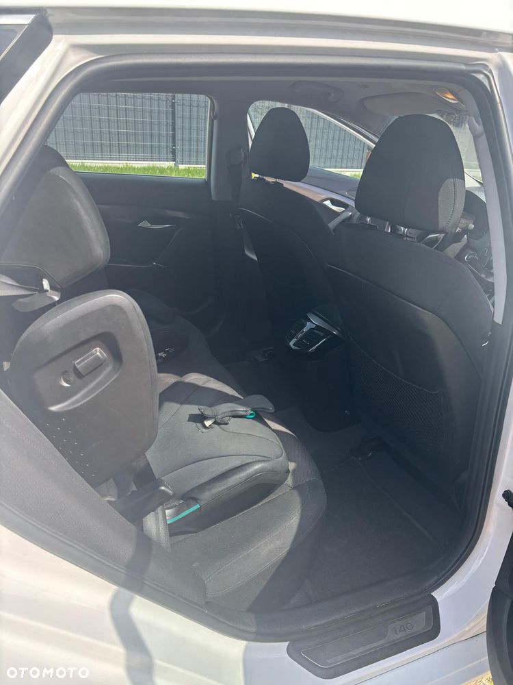 Hyundai i40 1.7 CRDi Premium - 16