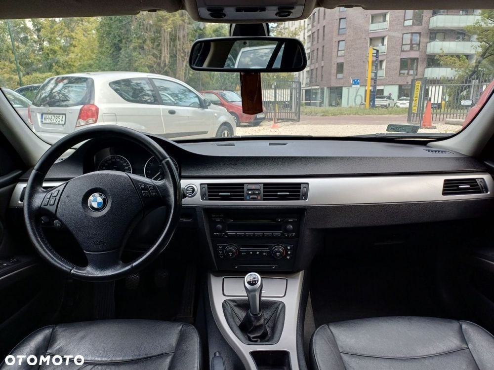 BMW Seria 3 - 10