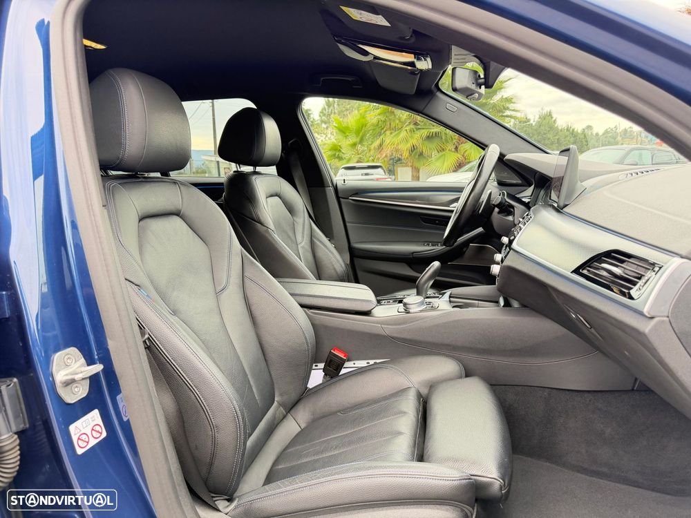 BMW 530 e Pack 50 anos M - 53