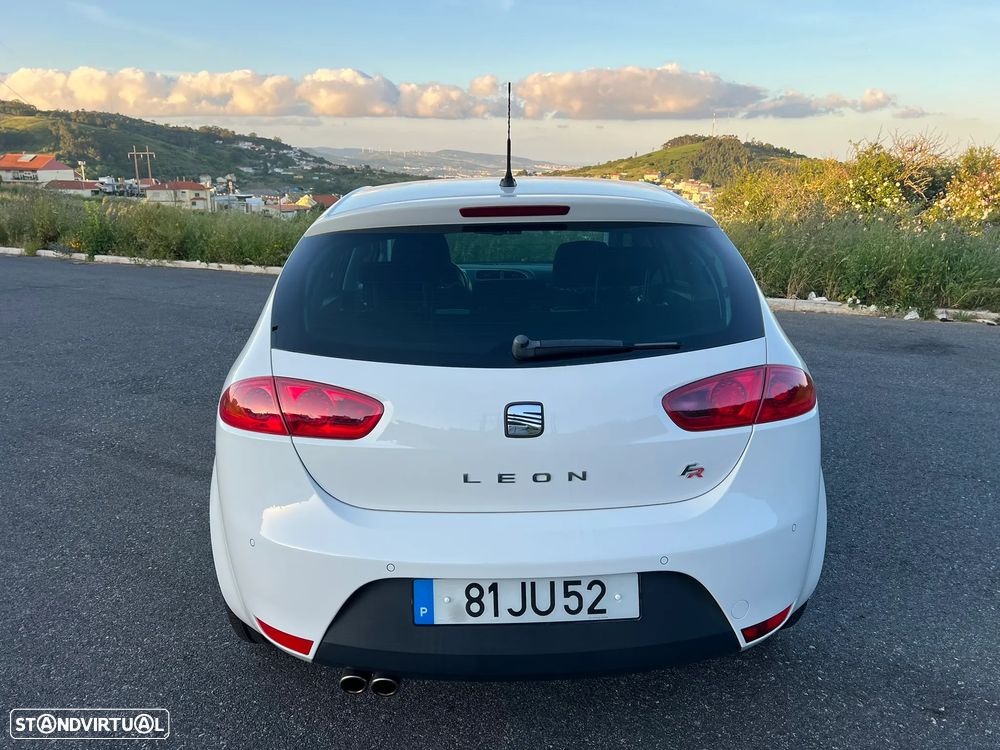 SEAT Leon 2.0 TDI FR 18 Tiago Monteiro - 7