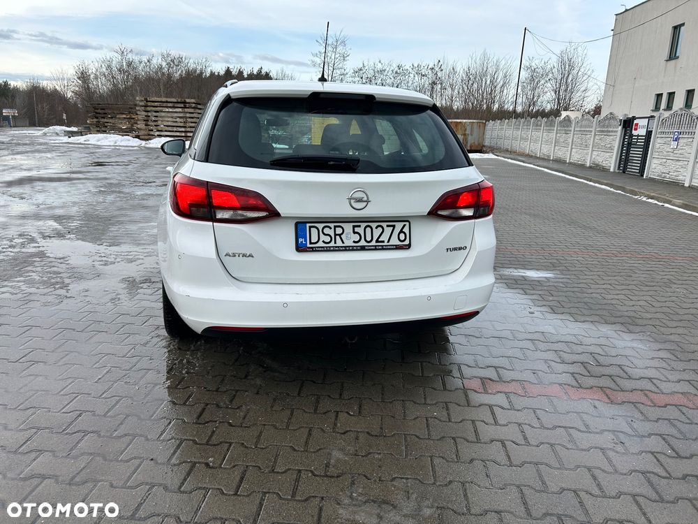 Opel Astra 2018 photo 4
