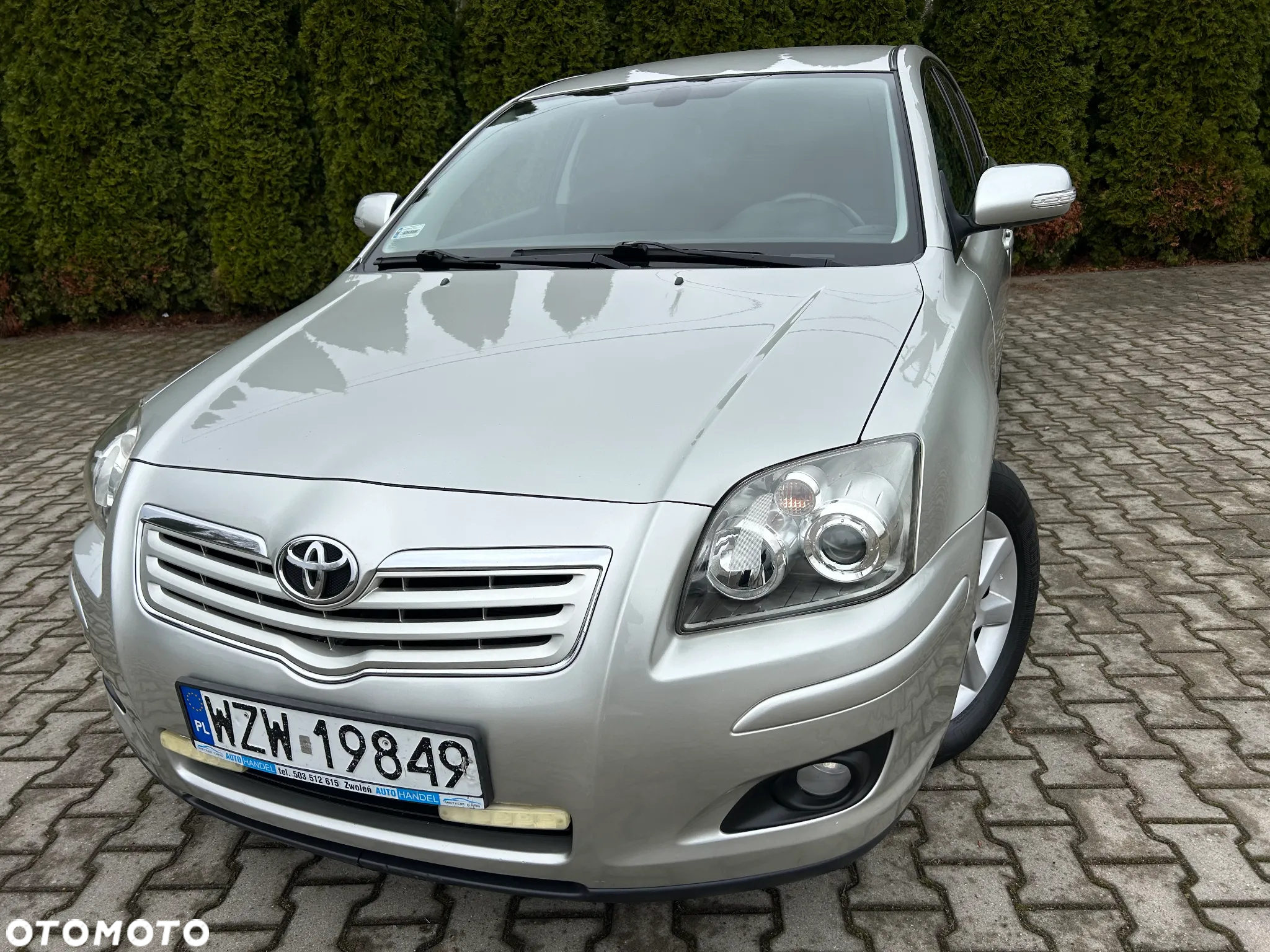 Toyota Avensis 2.0 D-4D - 5