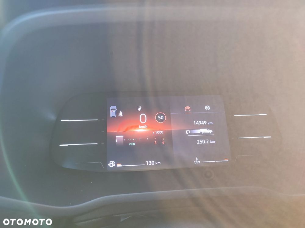 Renault Trafic SpaceClass 2.0 dCi - 39