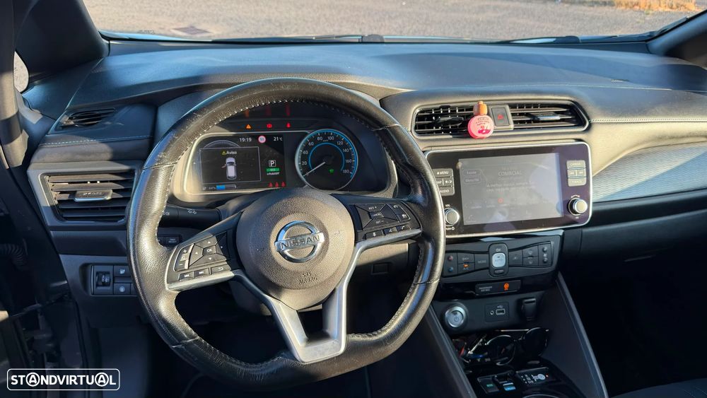 Nissan Leaf - 16