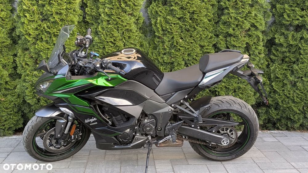 Kawasaki Ninja 1000 SX - 13