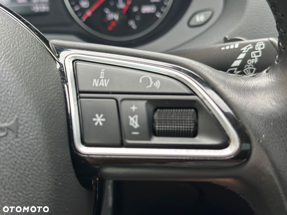 Audi Q3 - 17