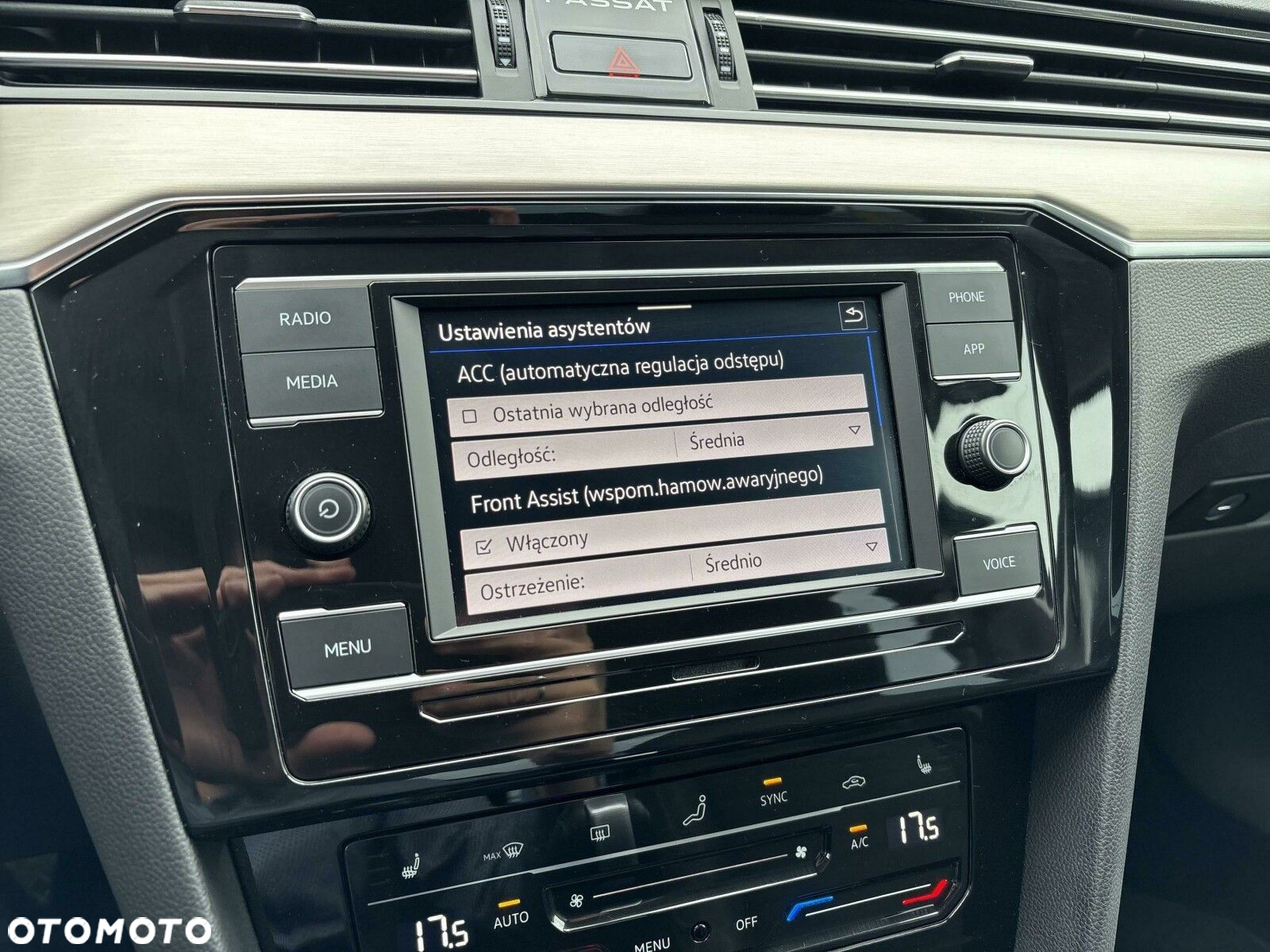 Volkswagen Passat 2.0 TSI Elegance DSG - 22