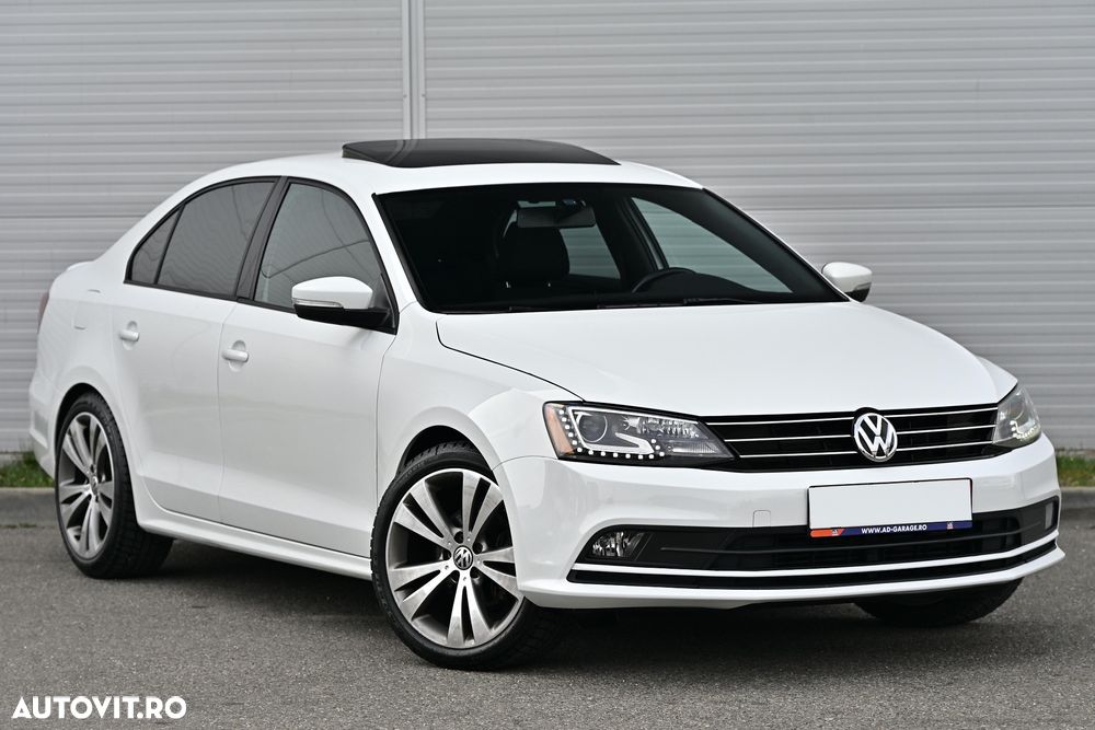 Volkswagen Jetta - 3