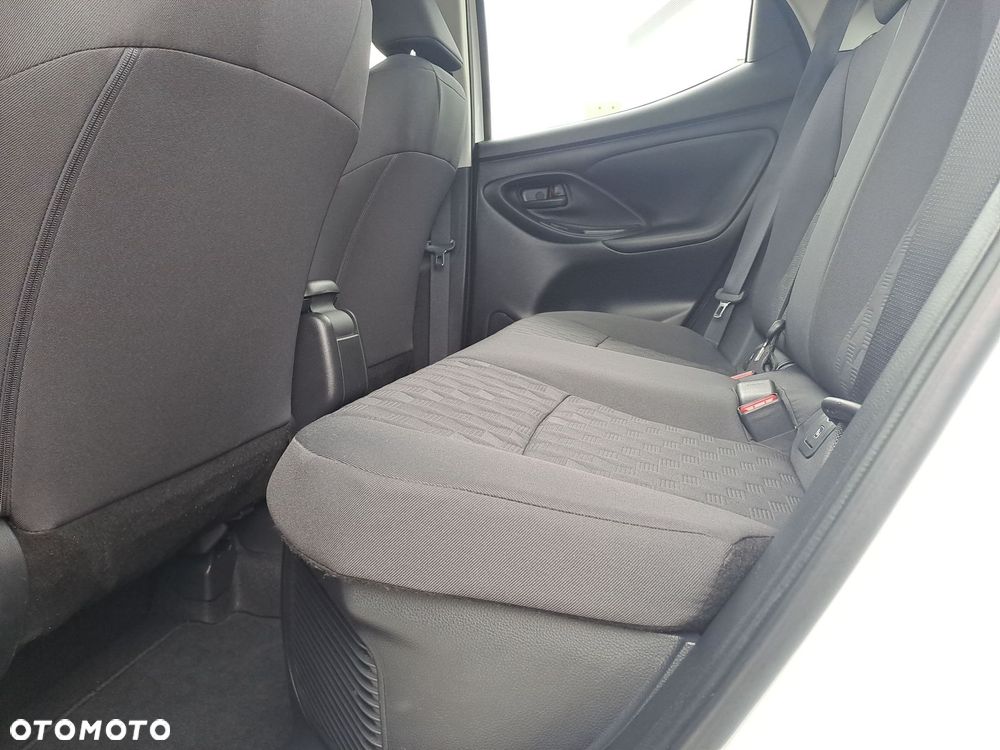 Toyota Yaris - 23