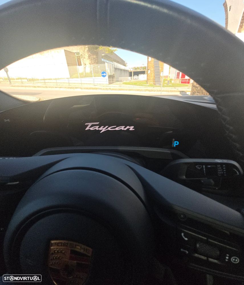 Porsche Taycan Standard - 23
