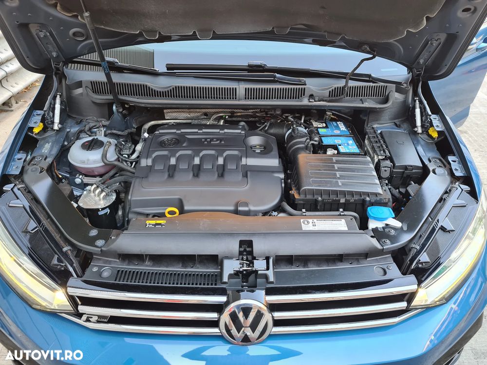 Volkswagen Touran - 23