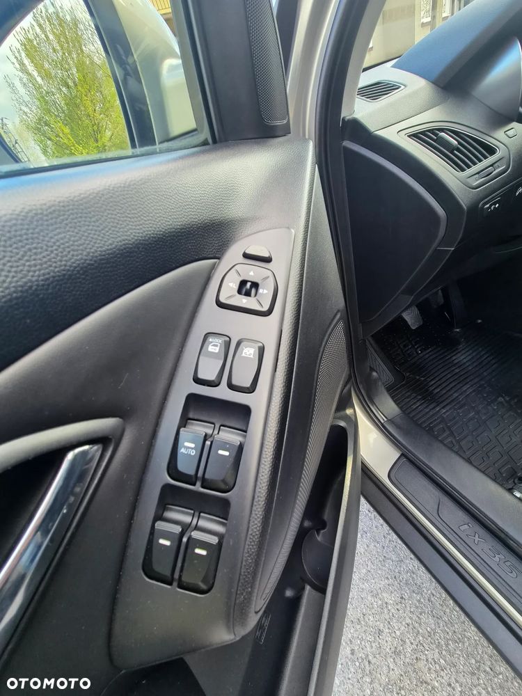 Hyundai ix35 2.0 2WD Style - 24