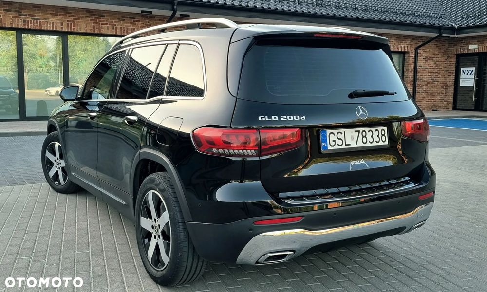 Mercedes-Benz GLB 200 d 8G-DCT Progressive - 4