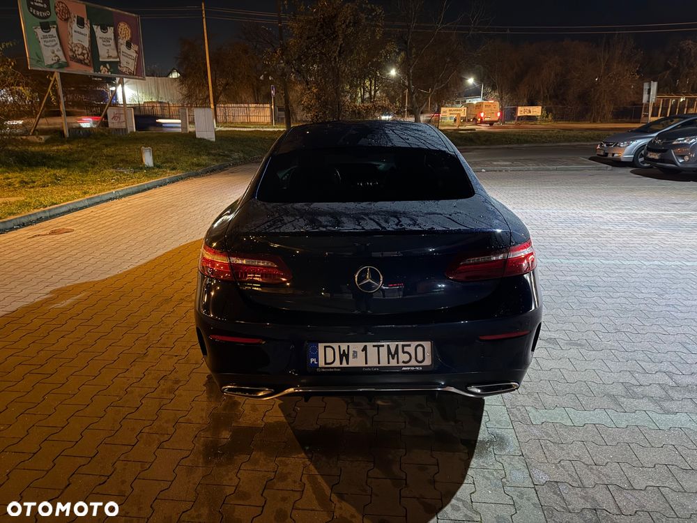 Mercedes-Benz Klasa E 220 d 4-Matic 9G-TRONIC - 4