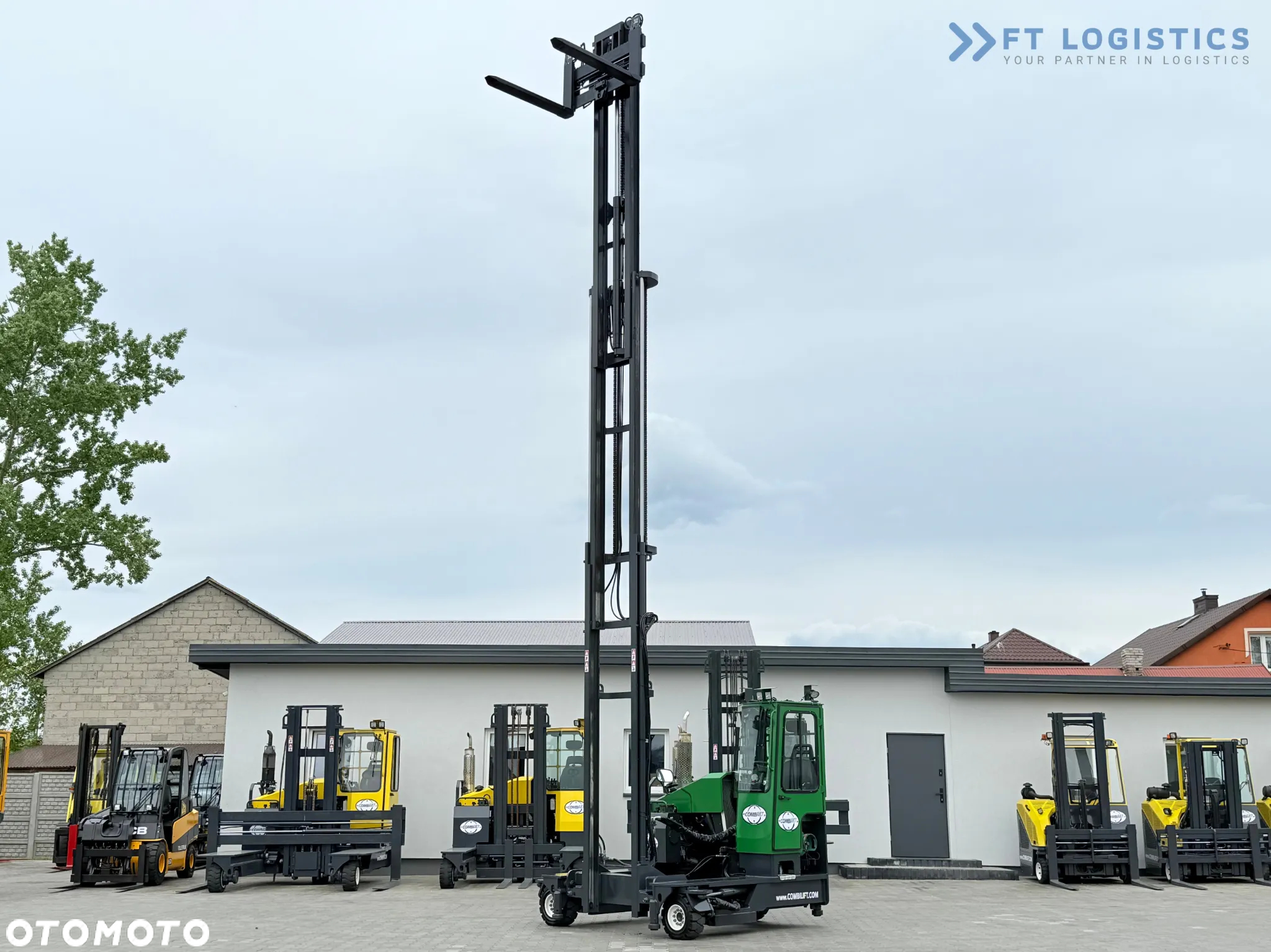 Combilift C4000 / TRIPLEX / 9300MM /  DUŻY WYBÓR WÓZKÓW CZTEROKIERUNKOWYCH / WOLNY SKOK / POZYCJONER / GAZ / KABINA / JAK NOWY - 38