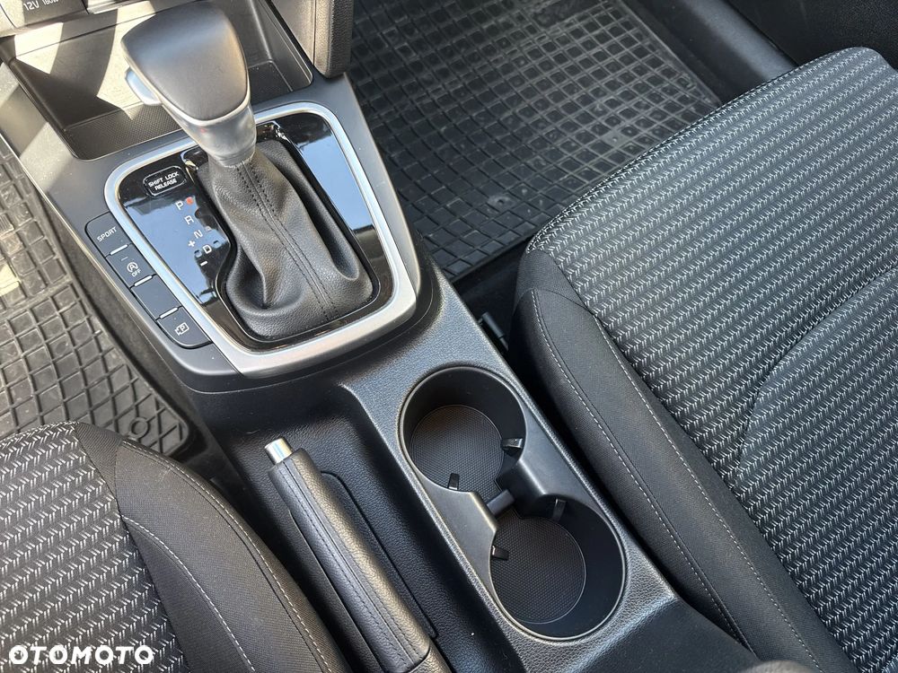 Kia Ceed 1.5 T-GDI M DCT - 16