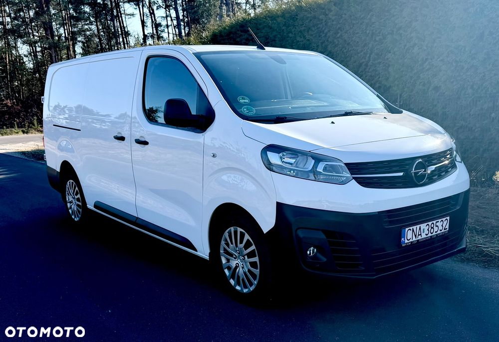 Opel Vivaro - 11