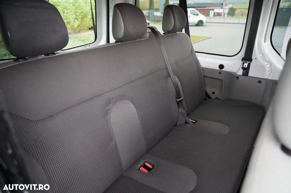 Opel VIVARO / MICROBUZ / 9 LOCURI / REVIZUIT / - 35