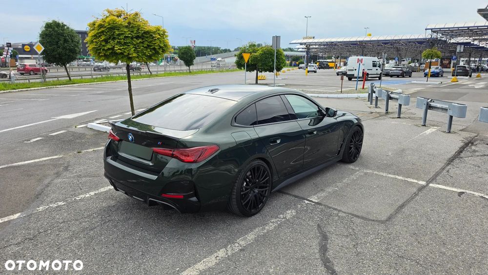 BMW i4 - 7