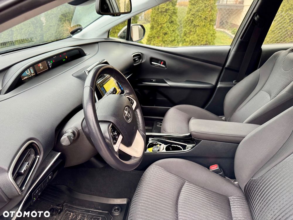 Toyota Prius Hybrid Comfort - 18