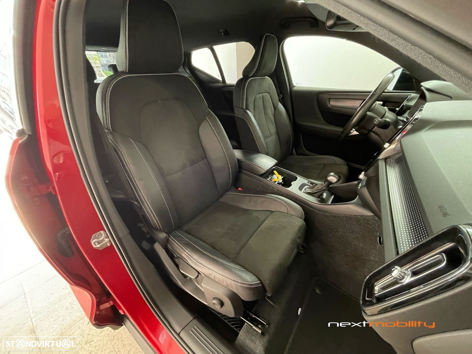Volvo XC 40 2.0 D3 R-Design - 18