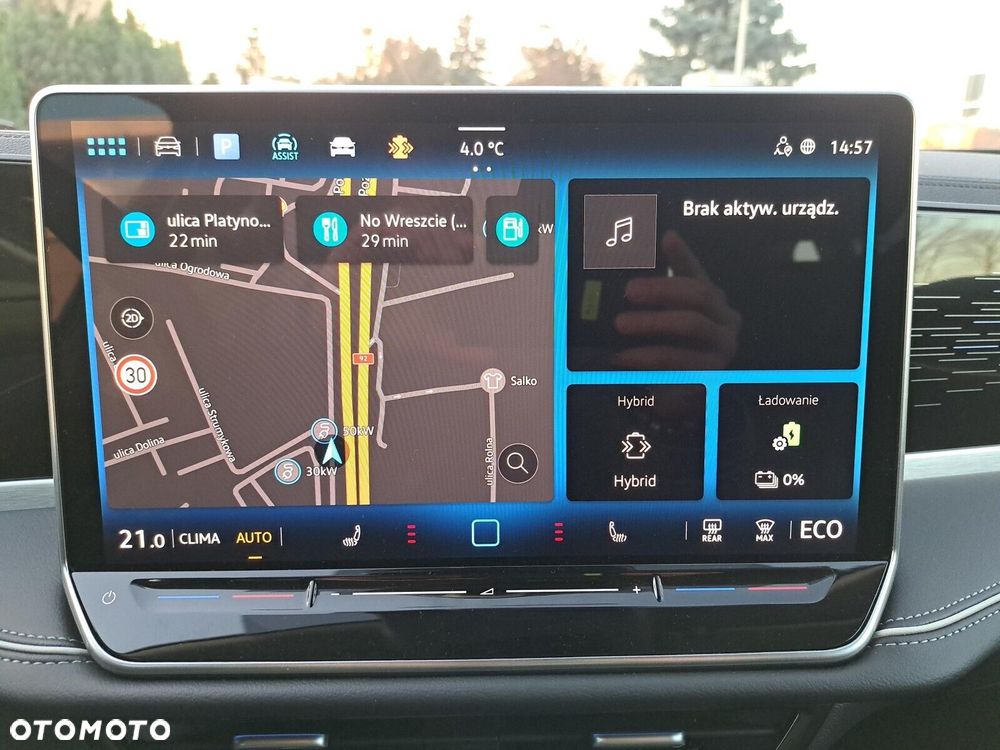 Volkswagen Passat - 34