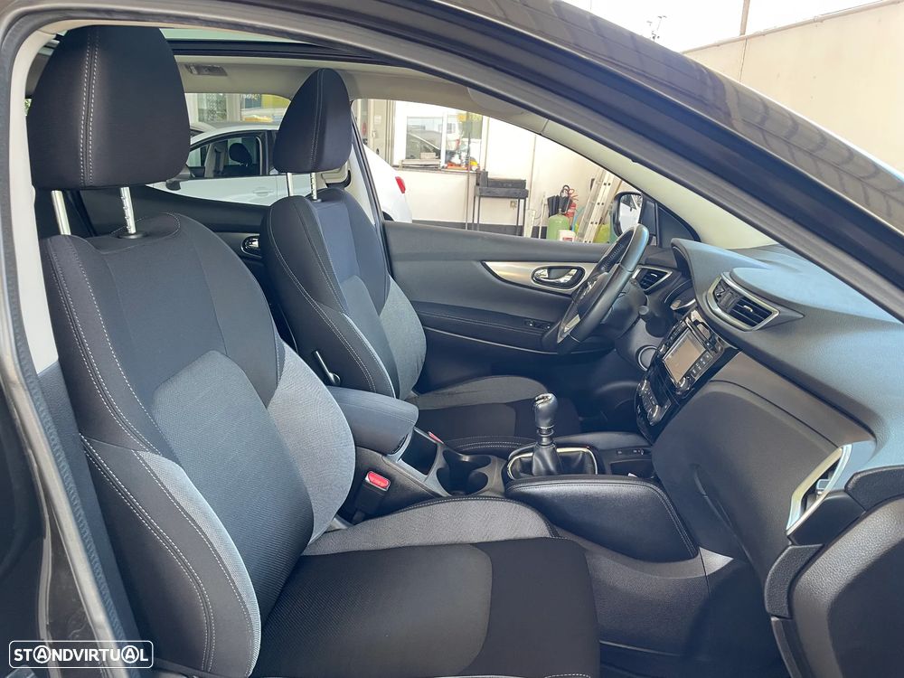 Nissan Qashqai 1.5 dCi N-Connecta - 20