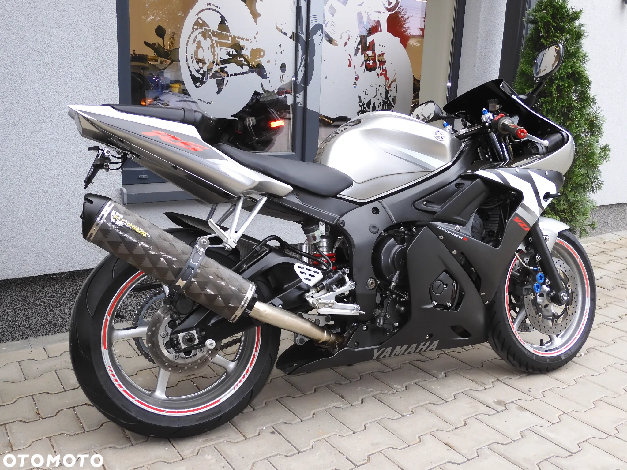 Yamaha R6 - 13