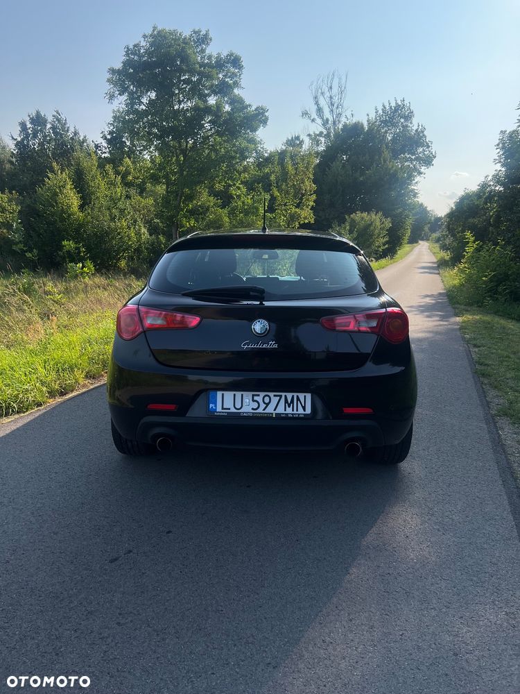 Alfa Romeo Giulietta 2.0 JTDM 16V - 7
