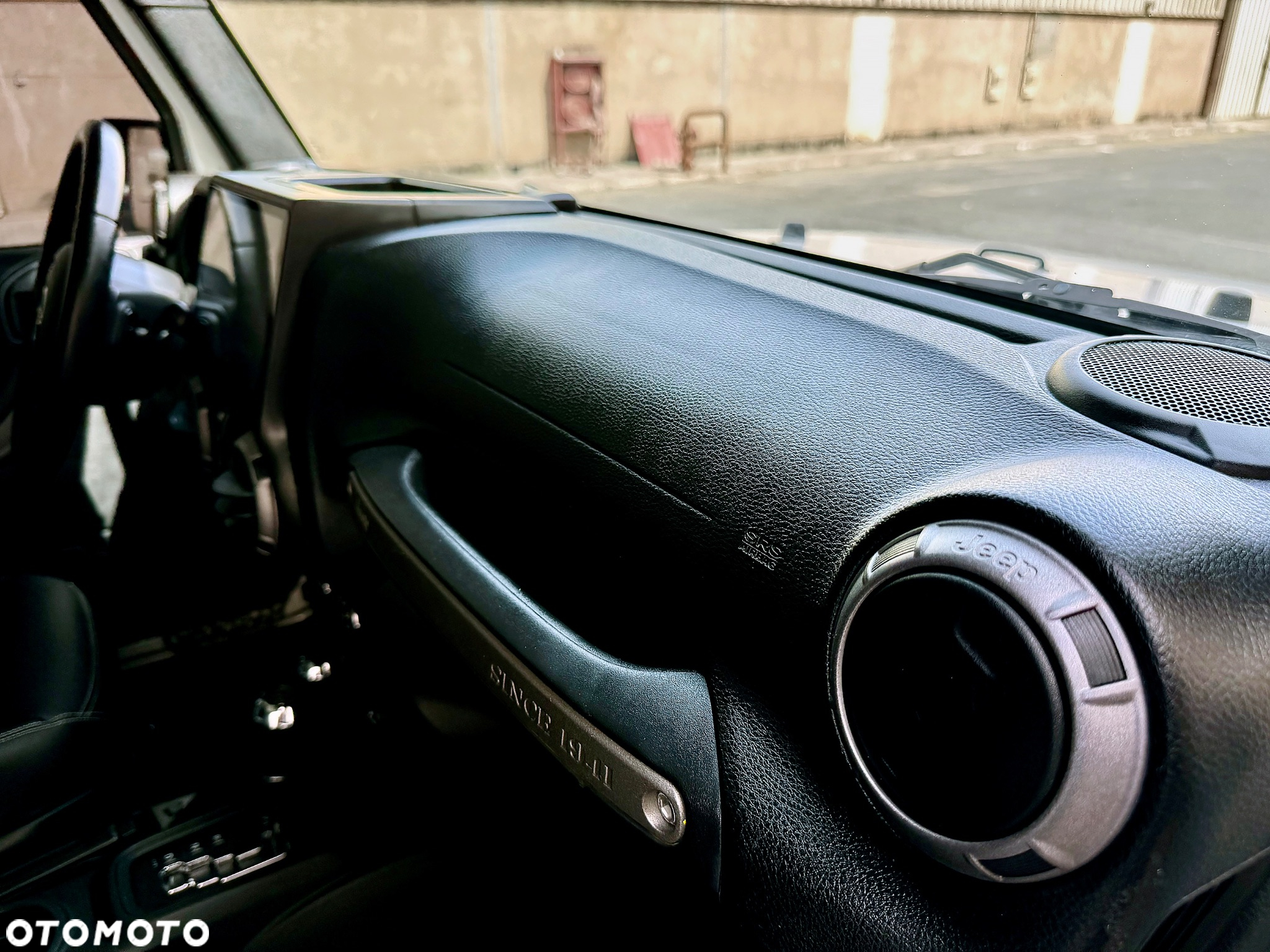 Jeep Wrangler 3.6 Unlim Black Edition II - 25