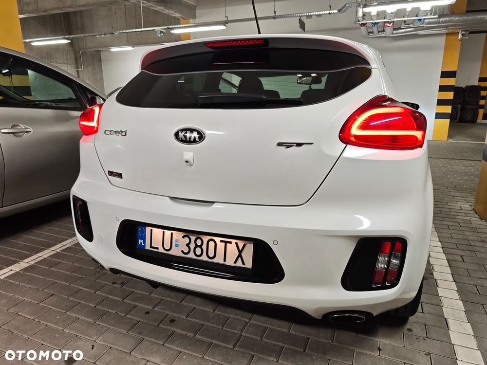Kia Ceed - 5