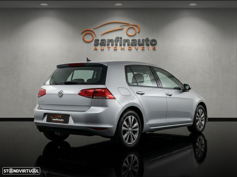VW Golf 1.6 TDi Highline - 7