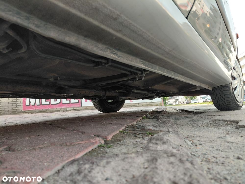 Renault Megane 1.4 16V Authentique - 10