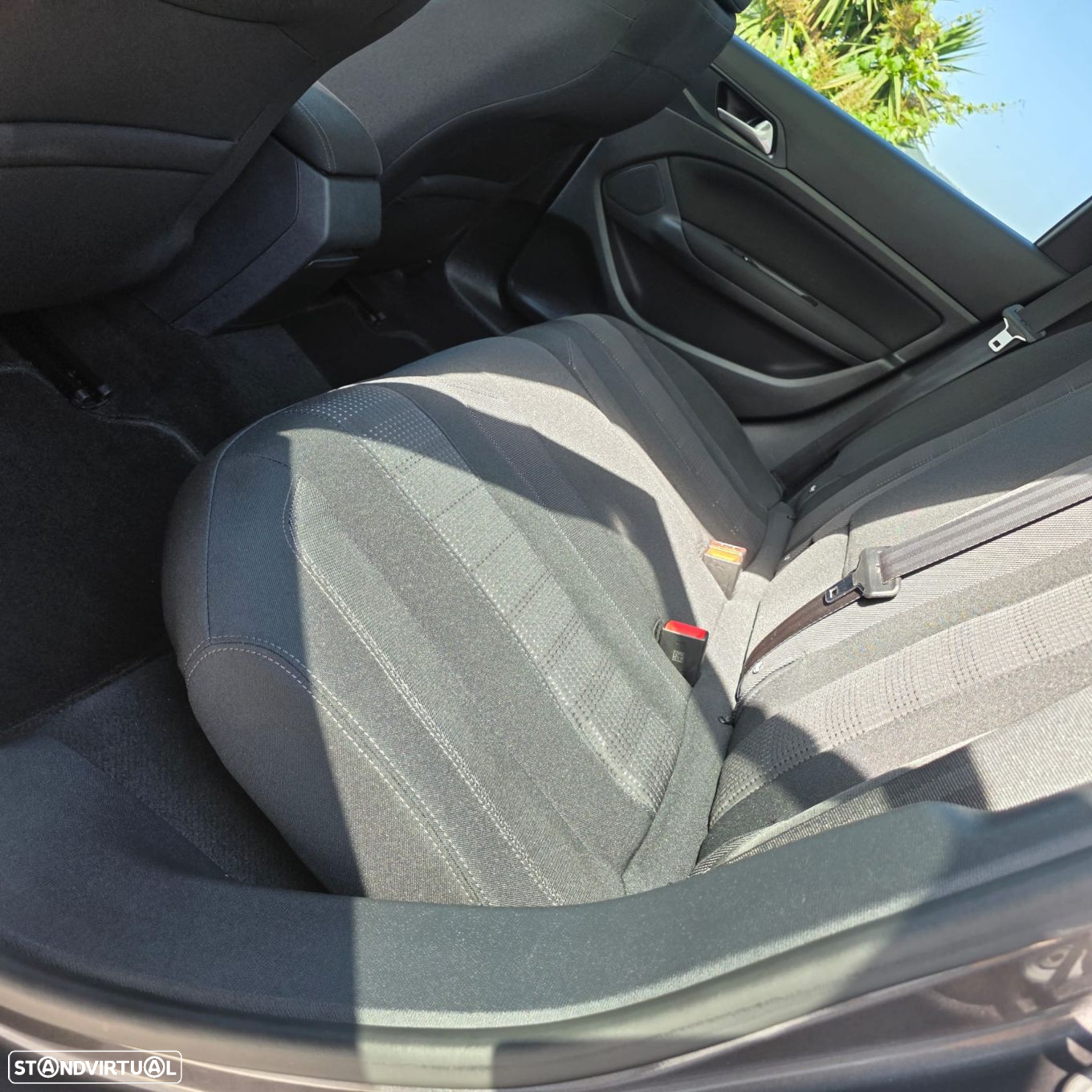 Peugeot 308 SW 1.6 BlueHDi Allure J17 - 32