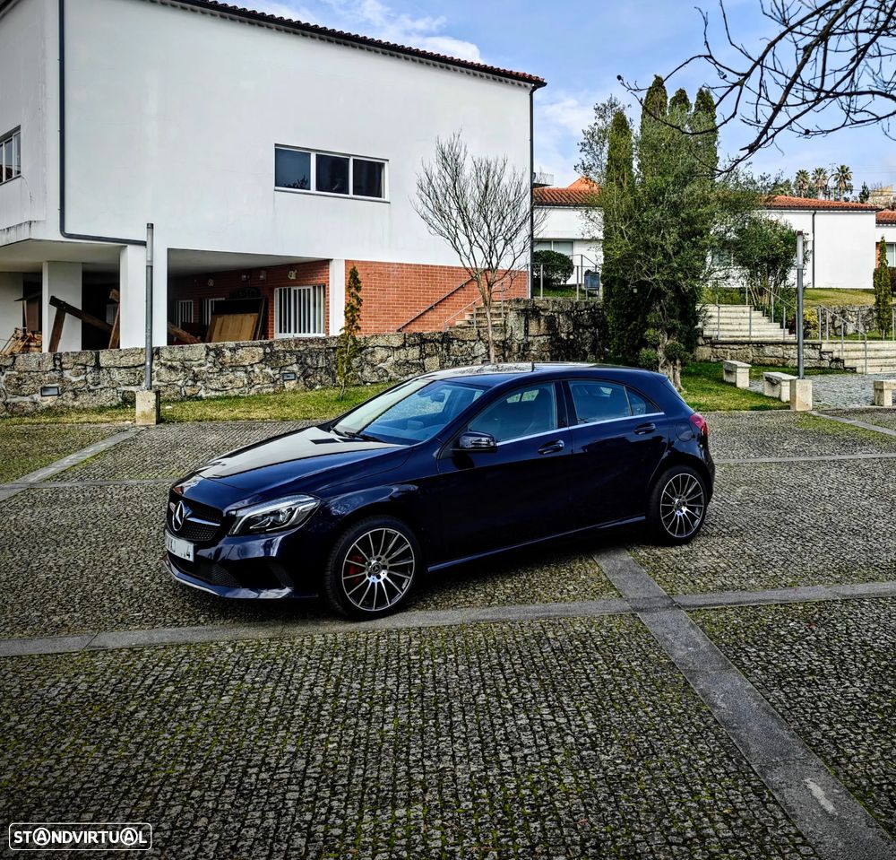 Mercedes-Benz A 180 d 7G-DCT AMG Line - 32