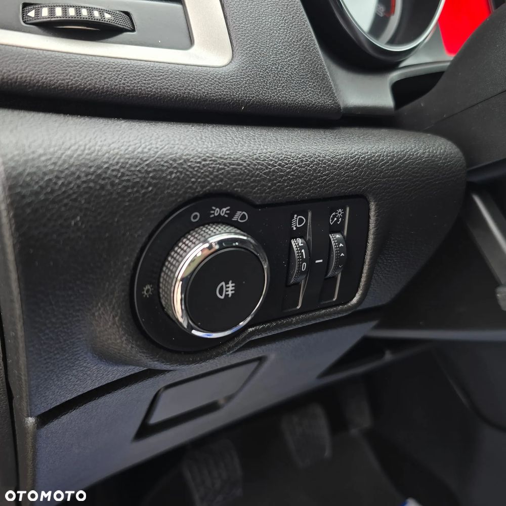 Opel Astra 1.4 Selection - 25