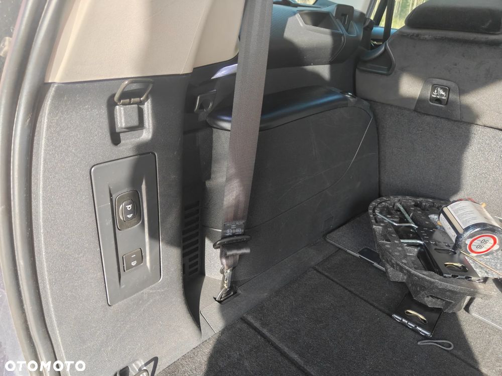 Citroën C4 Grand Picasso 2.0i Exclusive MCP - 37