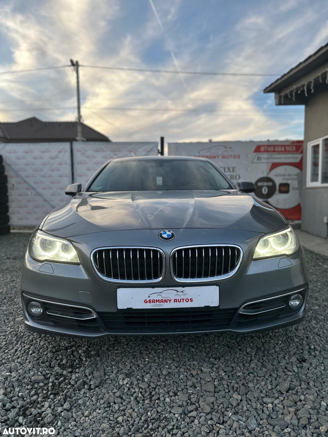 BMW Seria 5 520d Touring Aut. Luxury Line - 24
