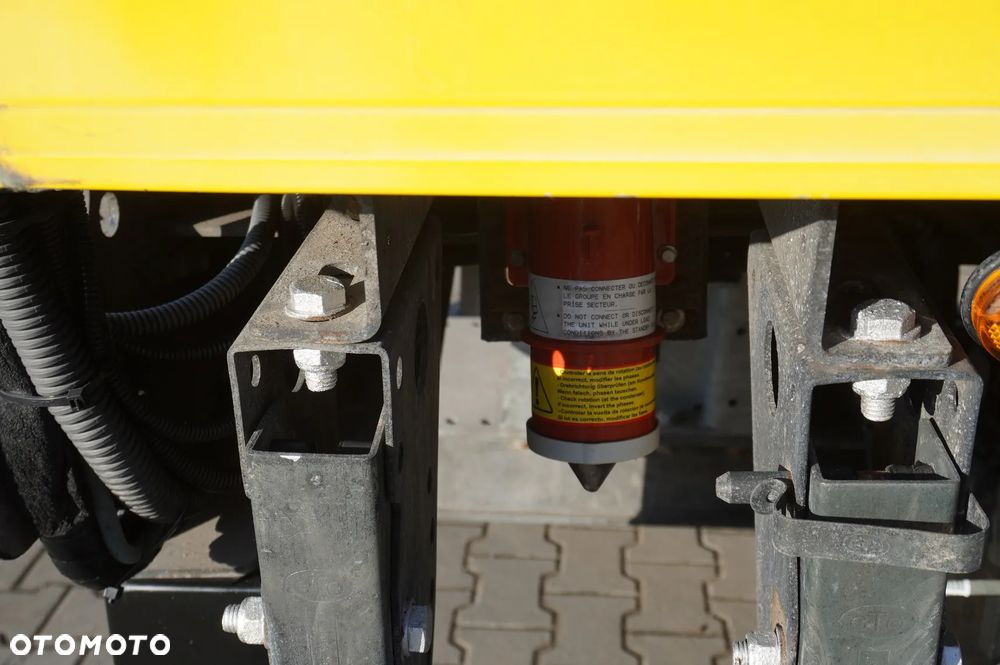 Inny Przyczepa chłodnia przejazdowa ROHR / Carrier Supra 850 / Winda Bär 2500 kg - 18