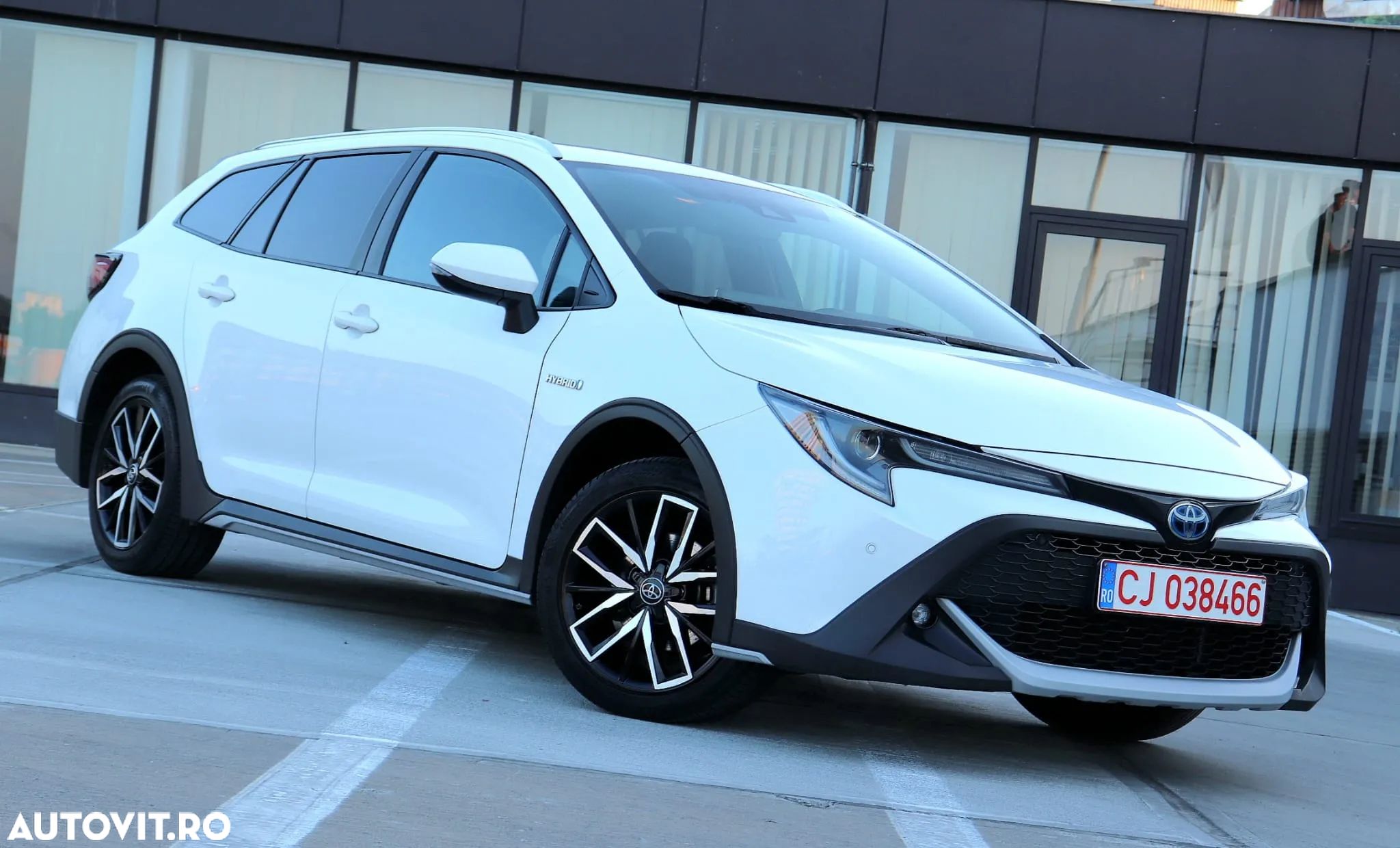 Toyota Corolla 1.8 HSD Exclusive - 1