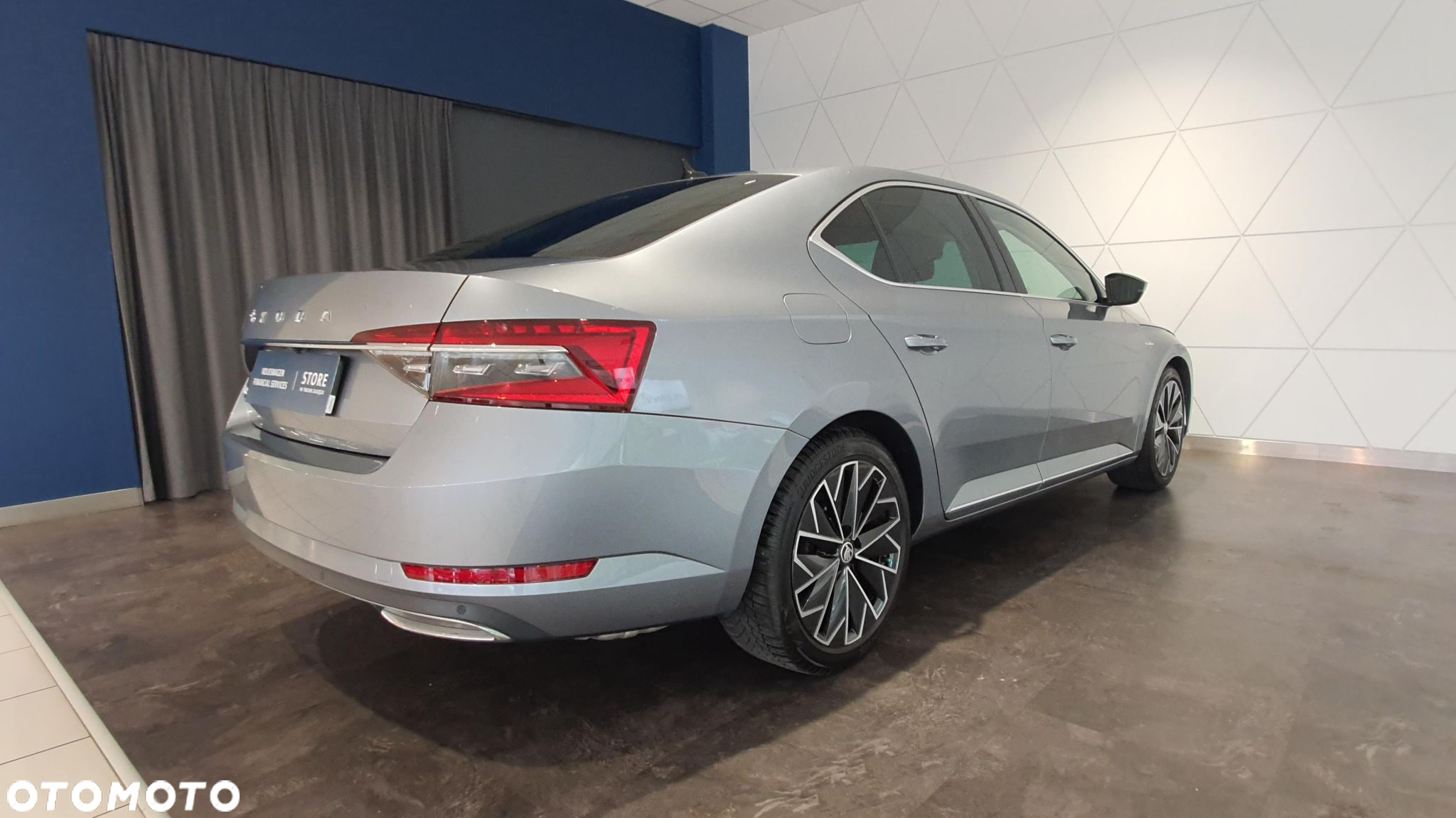 Skoda Superb 2.0 TSI L&K DSG - 5