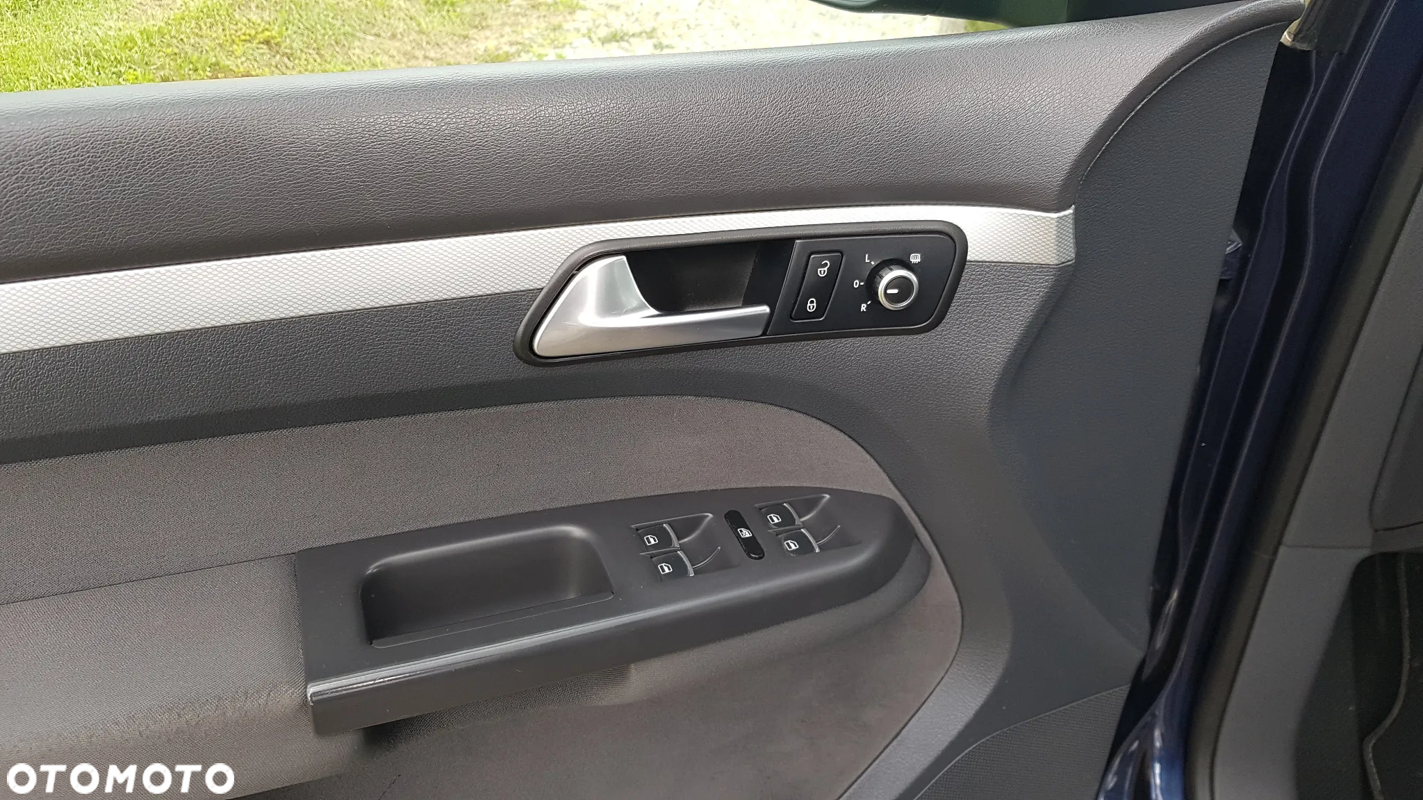 Volkswagen Touran 1.6 TDI DPF Life - 21