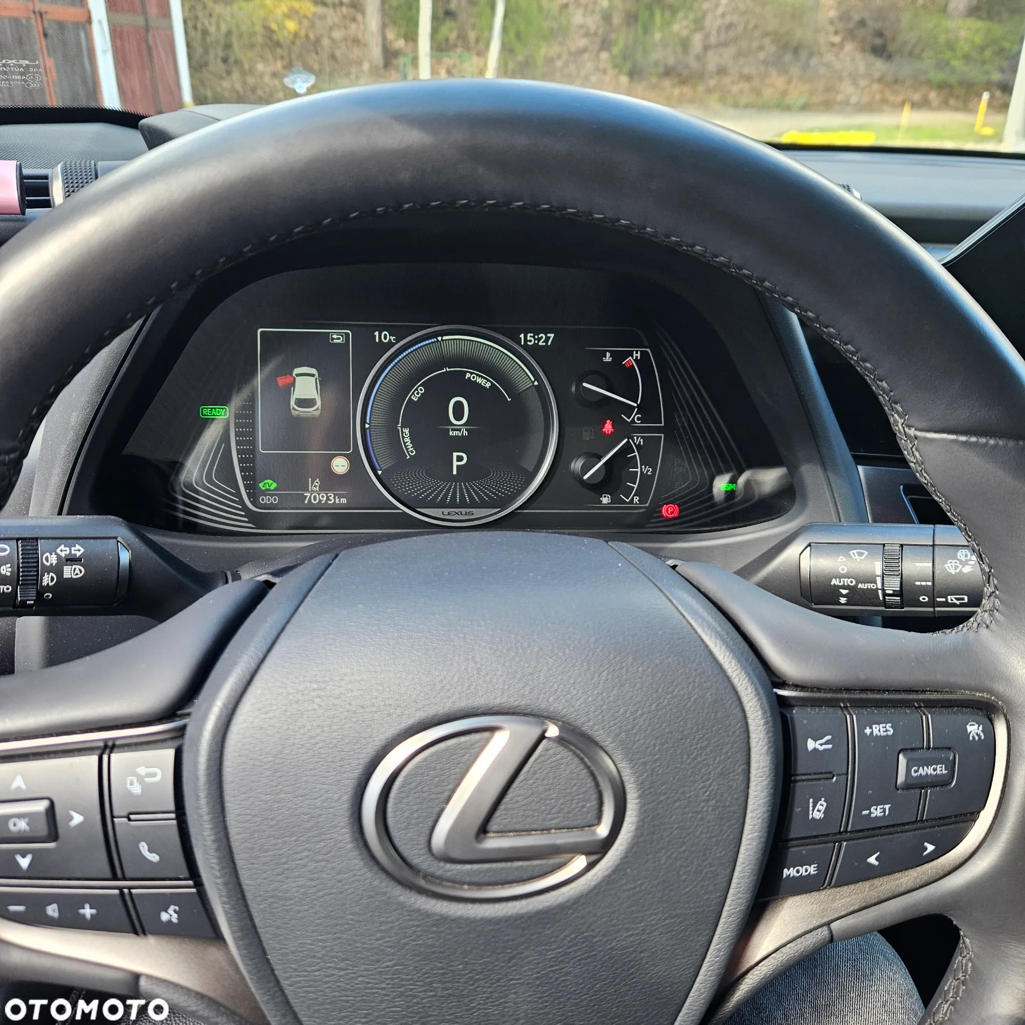 Lexus UX 250h GPF Business 2WD - 17