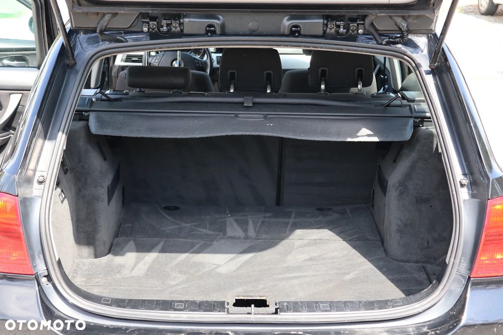 BMW Seria 3 320d Edition Lifestyle - 13