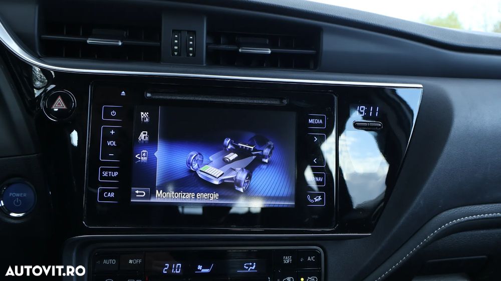 Toyota Auris - 25