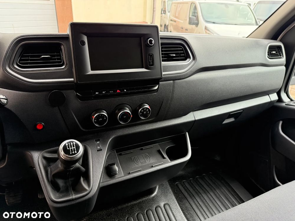 Renault Master Izoterma Winda - 15