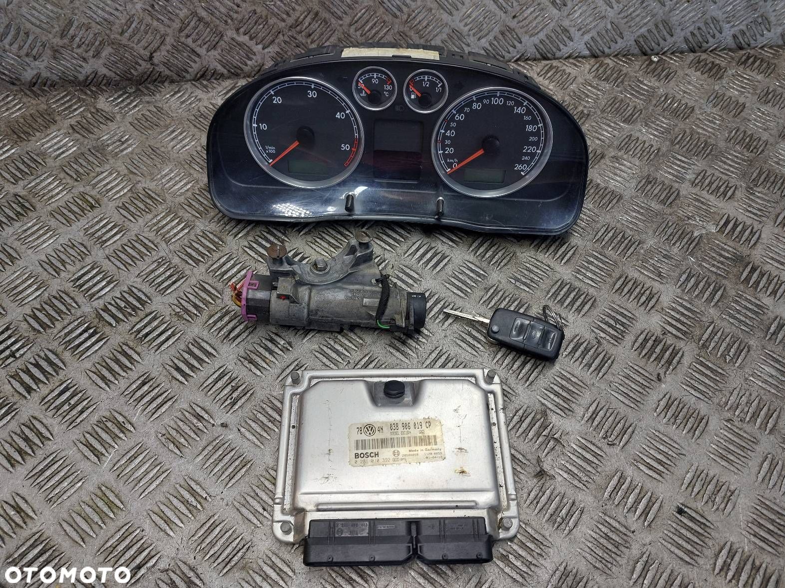ZESTAW STARTOWY PASSAT B5 1.9 TDI 038906019CP 4B0905851A 3B0920825A - 1