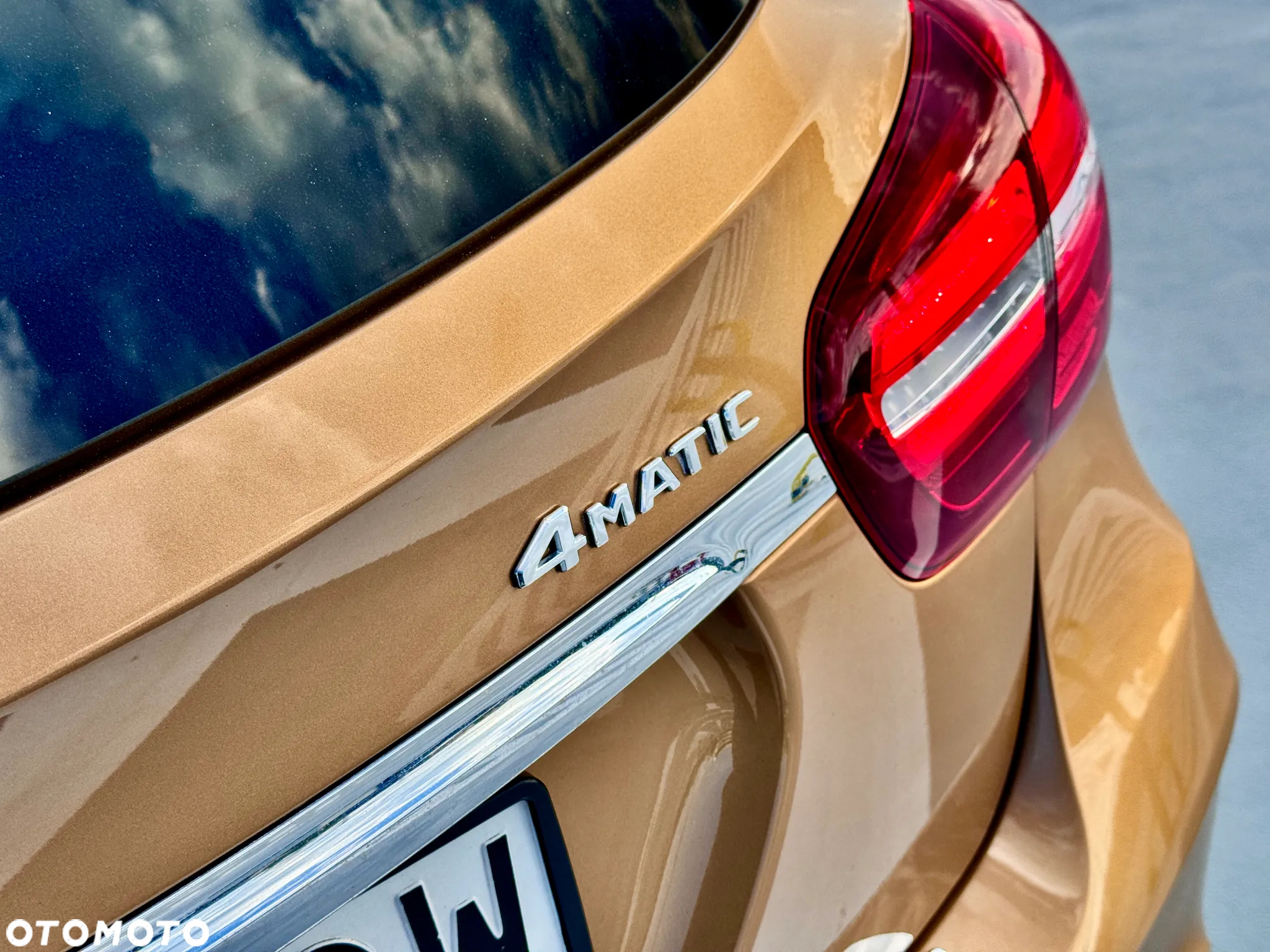 Mercedes-Benz GLA 220 4-Matic AMG Line - 15